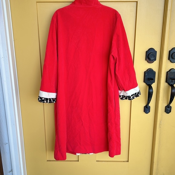 VTG red and leopard zip up gown/robe! - Picture 5 of 7